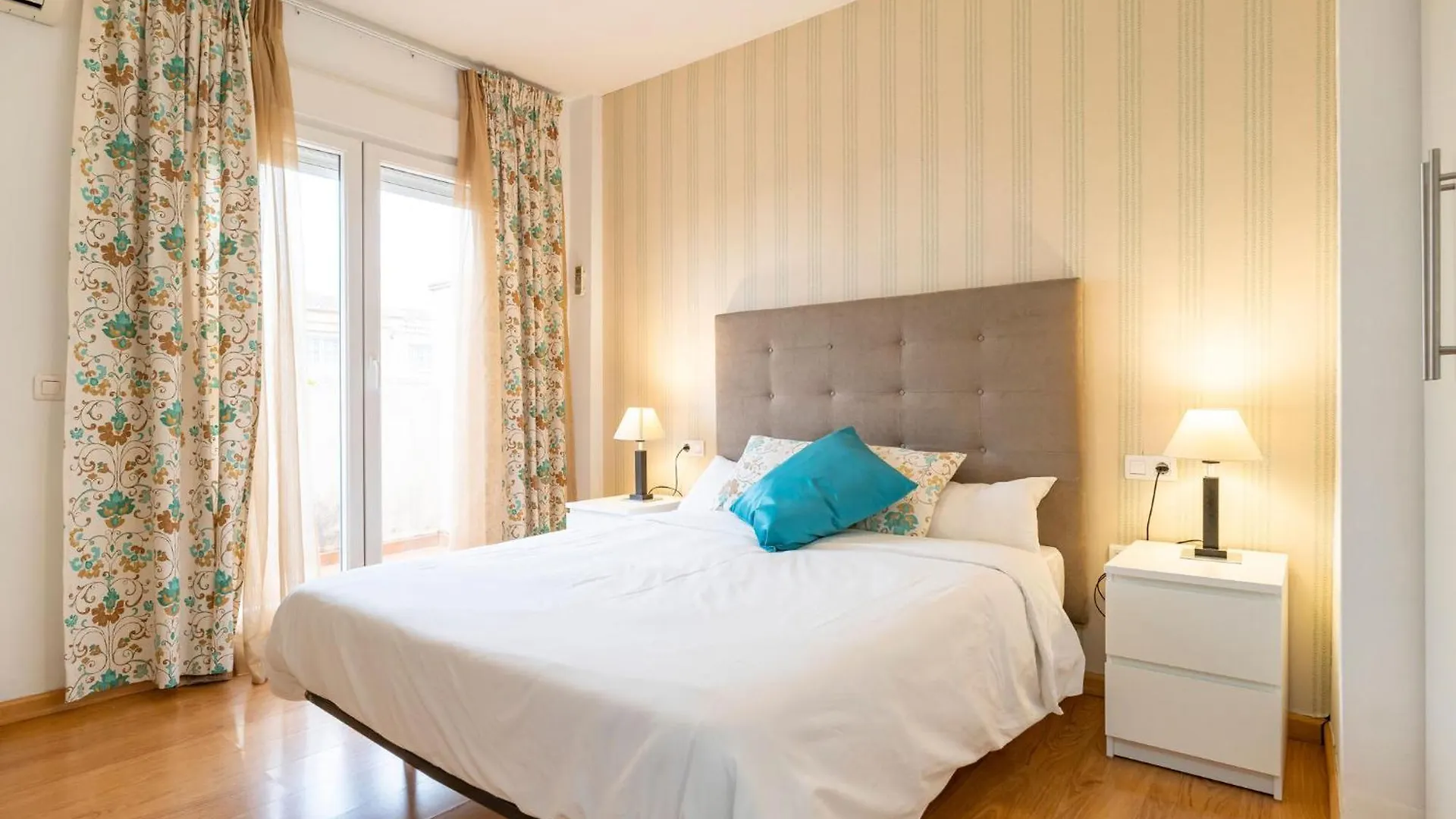 펜션 3 Bedroom Nice Home In 파둘