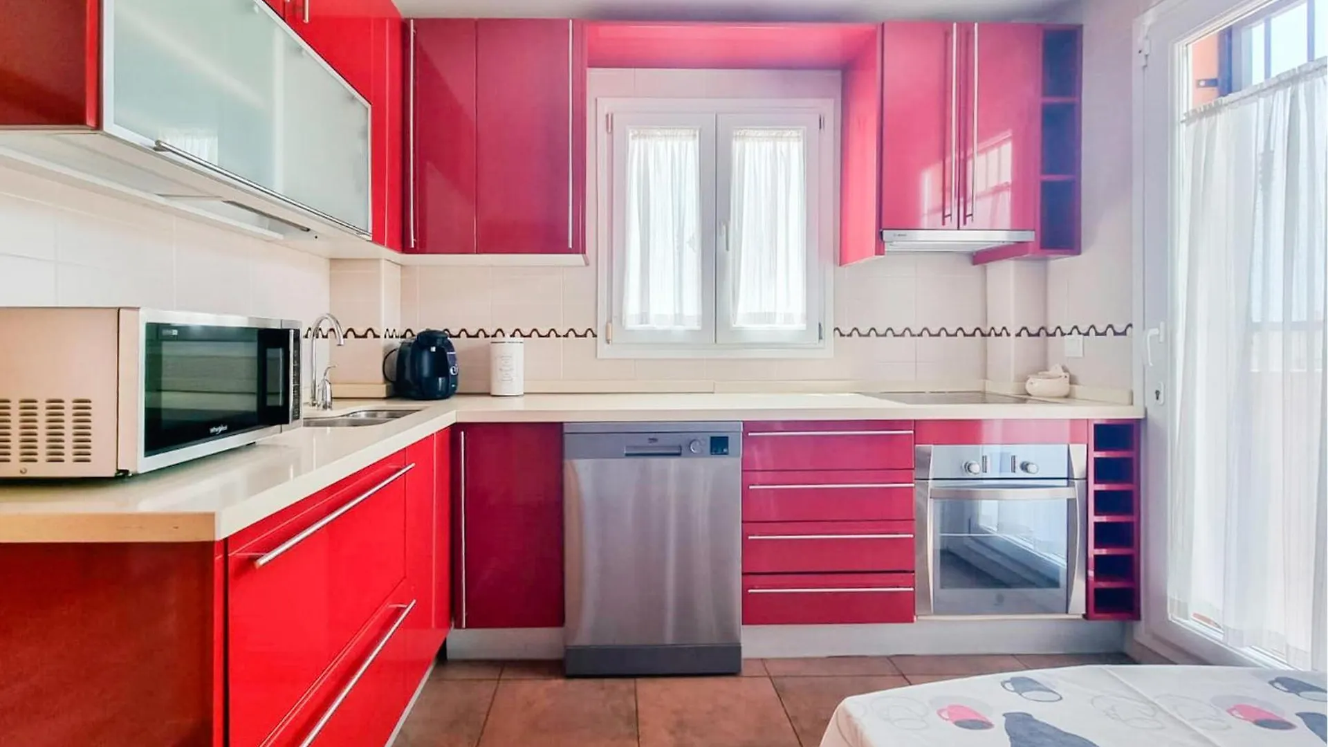 3 Bedroom Nice Home In 파둘
